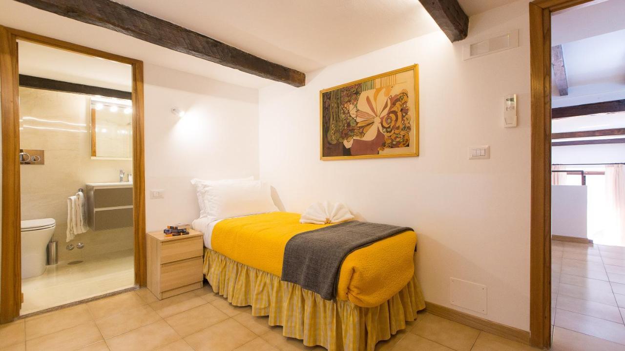 Bovari Apartment Roma Esterno foto